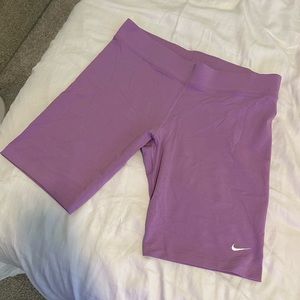 Nike bike short lilac purple
